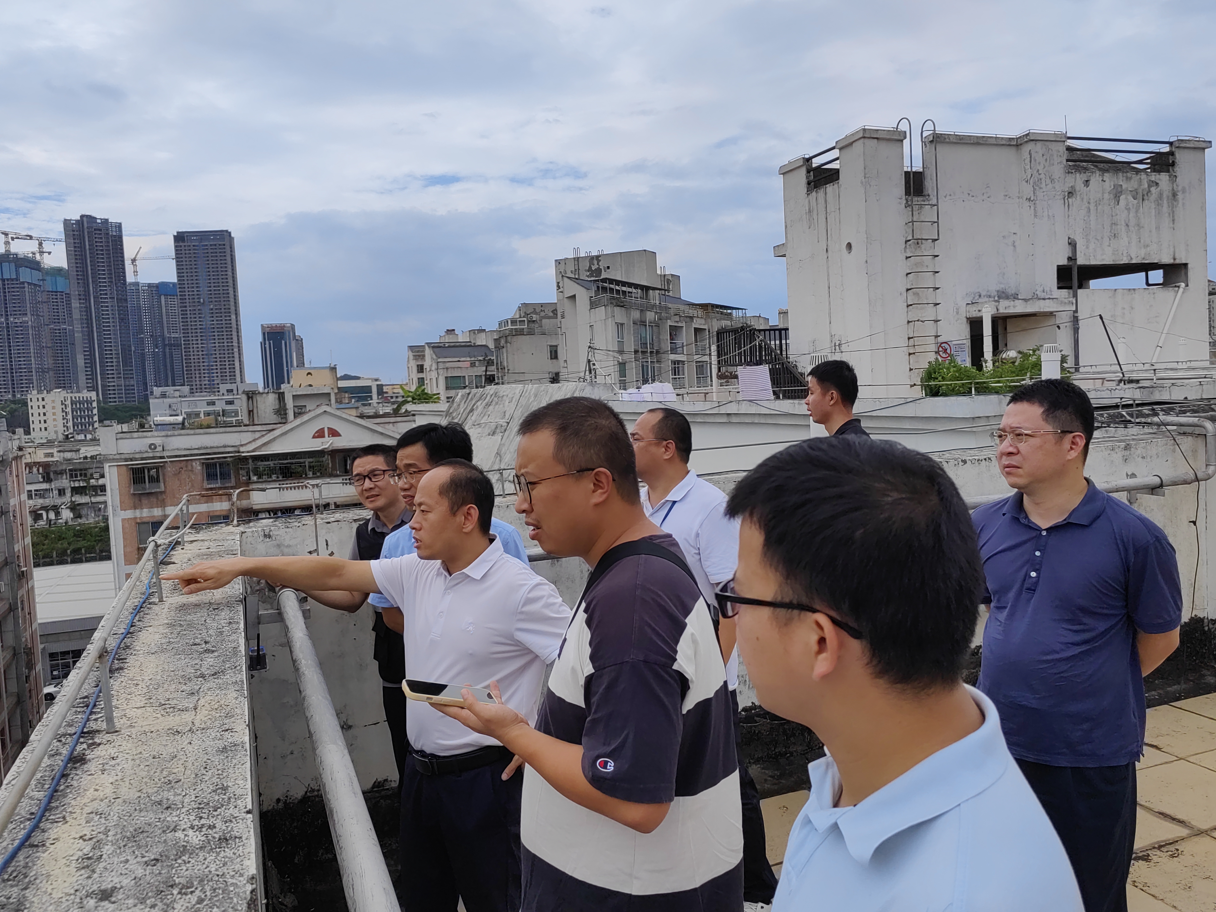 开元住房和建设局开展防台风“苏拉”工作部署及督导检查工作2.jpg