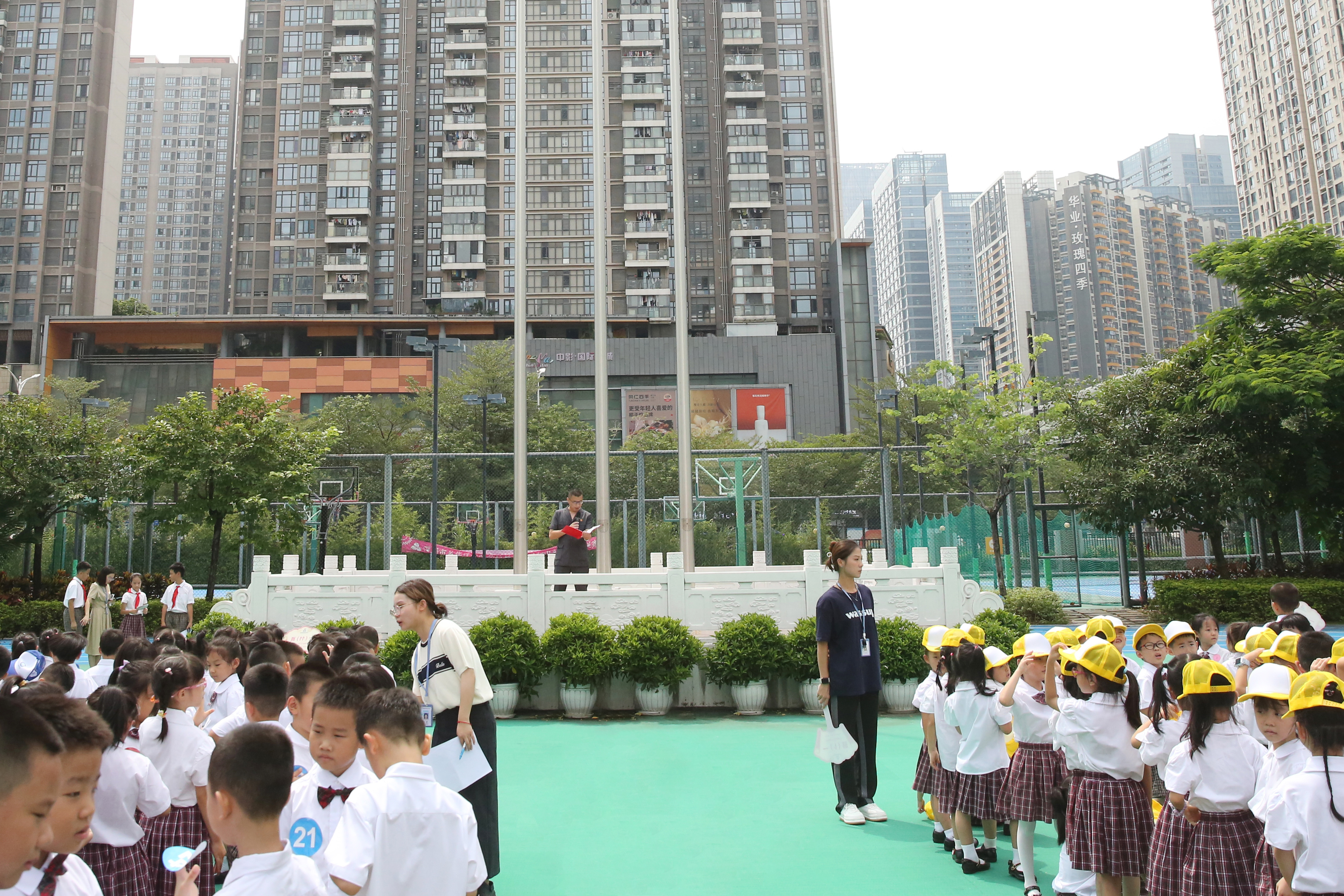 至真校区开学典礼普法现场(1).jpg