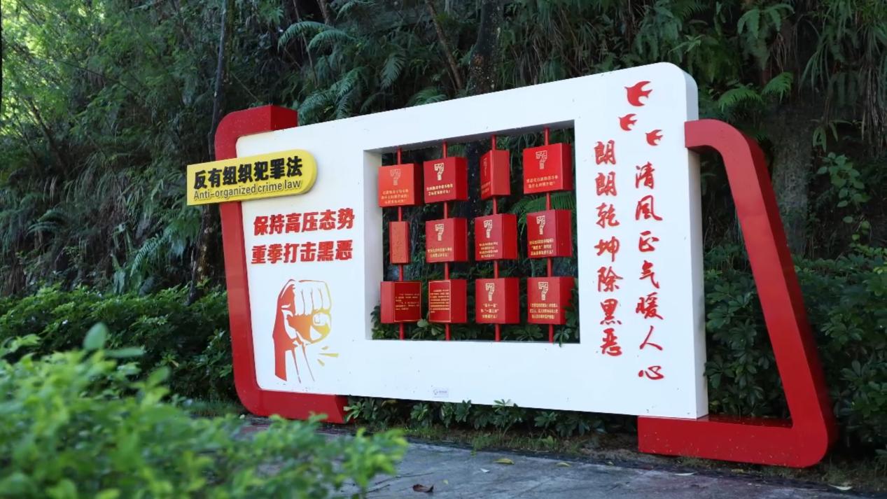 观湖.jpg