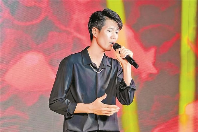 福城街道章阁社区第十届“好声音”总决赛璀璨落幕1.jpg